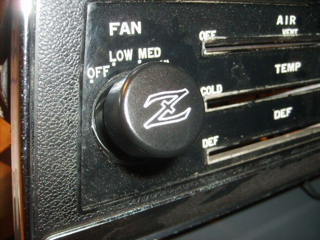 Billet Z Logo 70-73 Datsun 240Z Heater Fan Control Knob Black and Silver